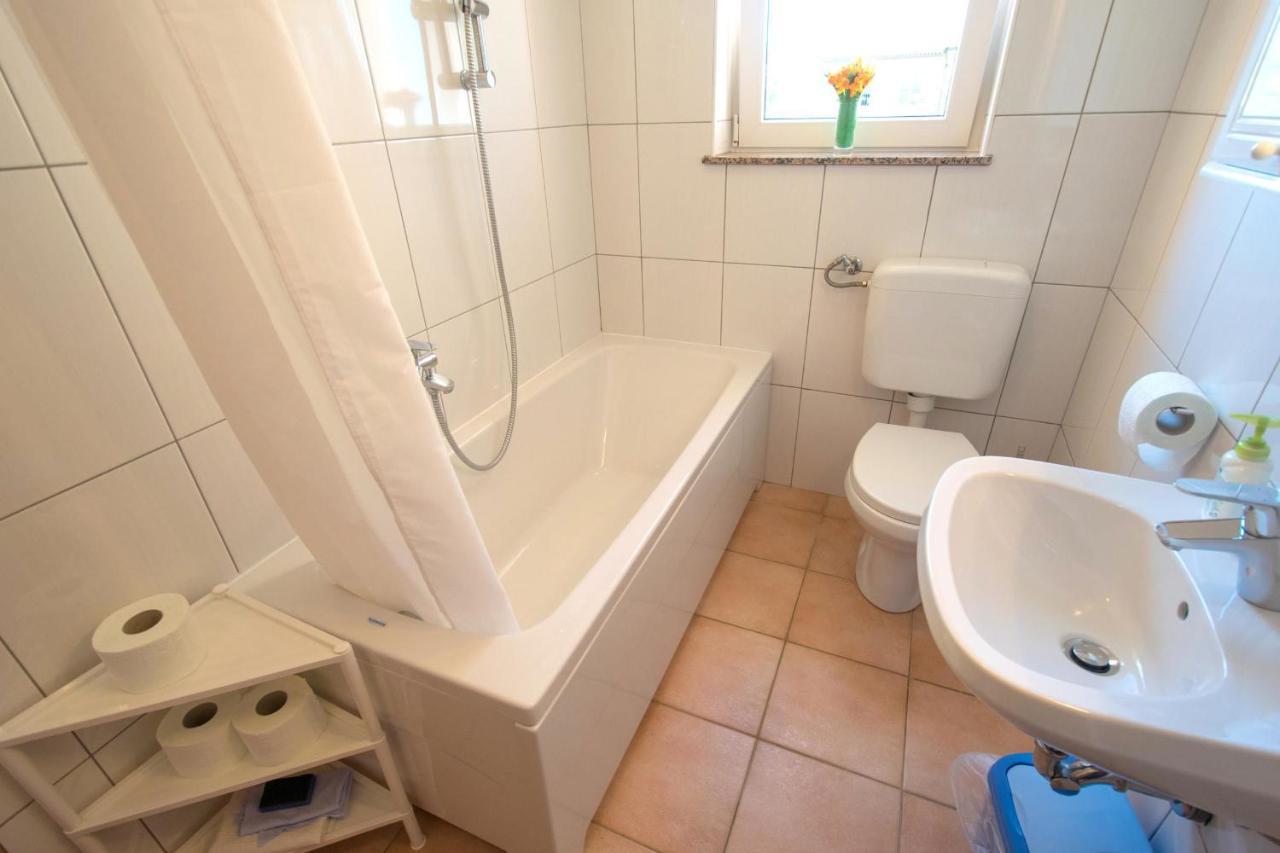 Apartments Mladenka Malinska Extérieur photo